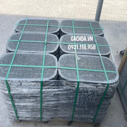 Đá bước dặm Bazan D30 - 60 dày 3cm khò chừa viền