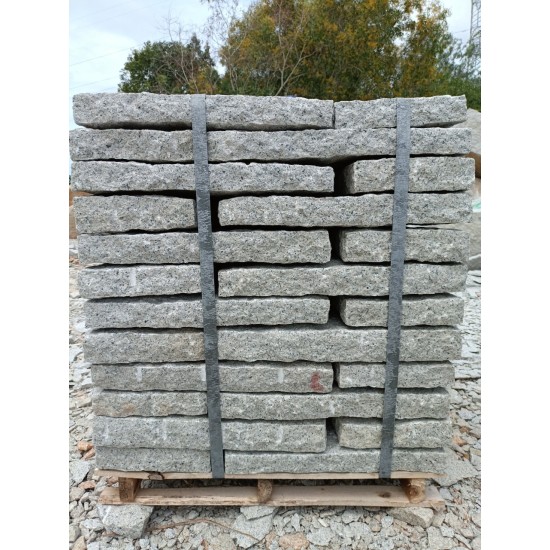 Đá chẻ bước dặm 30x60x5cm lát lối đi sân vườn - lát sân